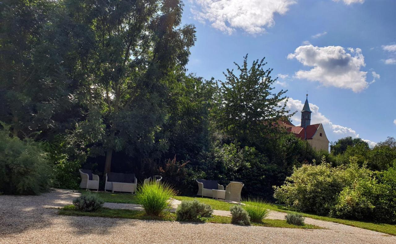 Apartment Garden Castle Prag