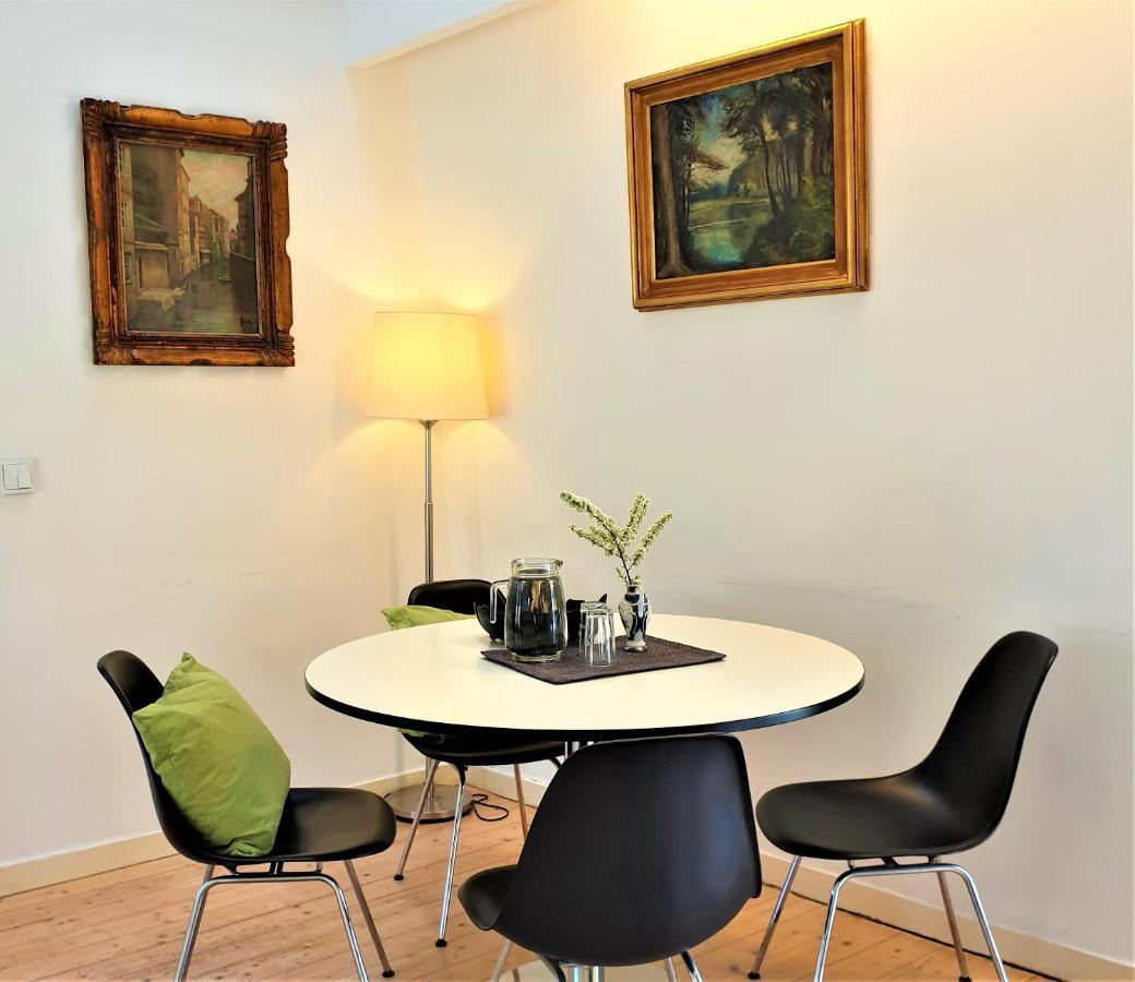 Apartment Garden Castle Prag